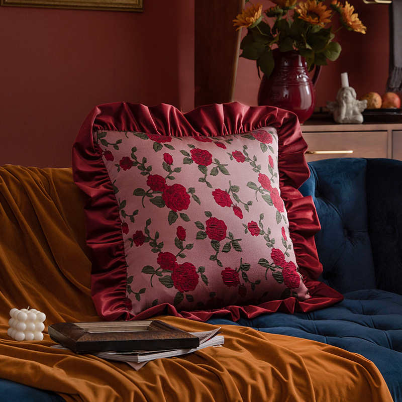 Housse de Coussin Brodée Motif Rose Fleuri Classique Rétro Canapé Sofa –  Maisonfans