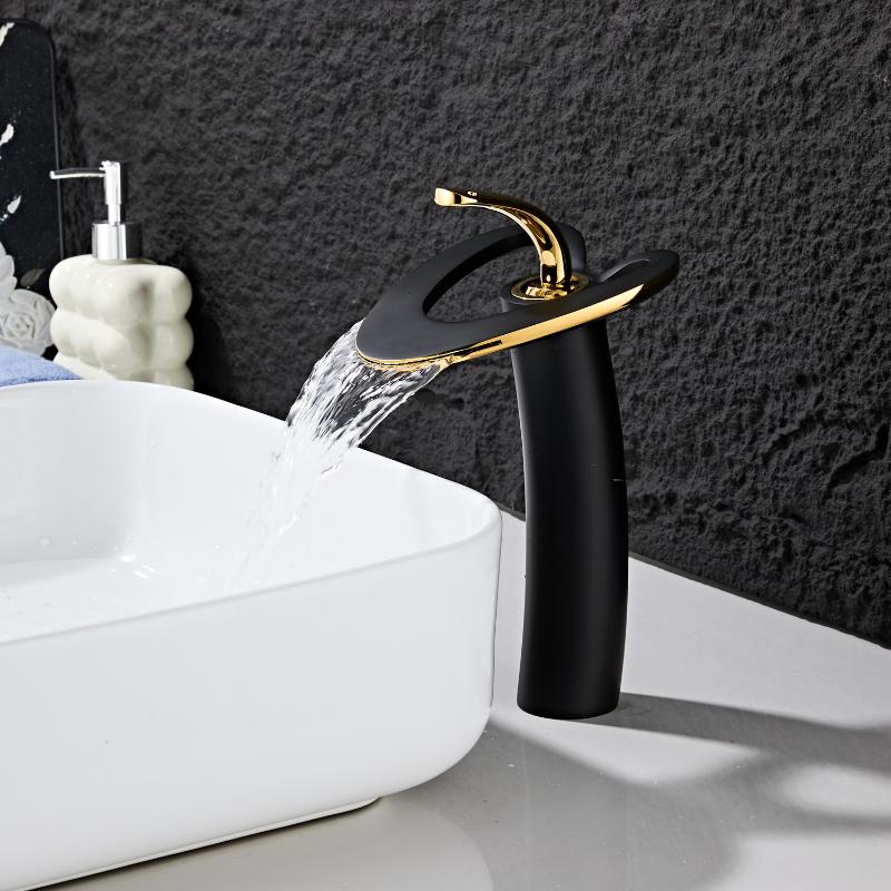 Robinet Salle de Bain Cascade Design Coeur Elégant Lavabo Mitigeur Laiton