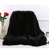 plaid-doux-imitation-fourrure-600g-m2-noir