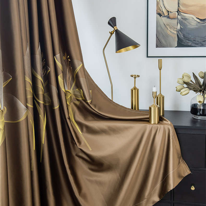Rideau Fleur de Lys Satin Occultant Café 140x260cm Salon-Maisonfans.com